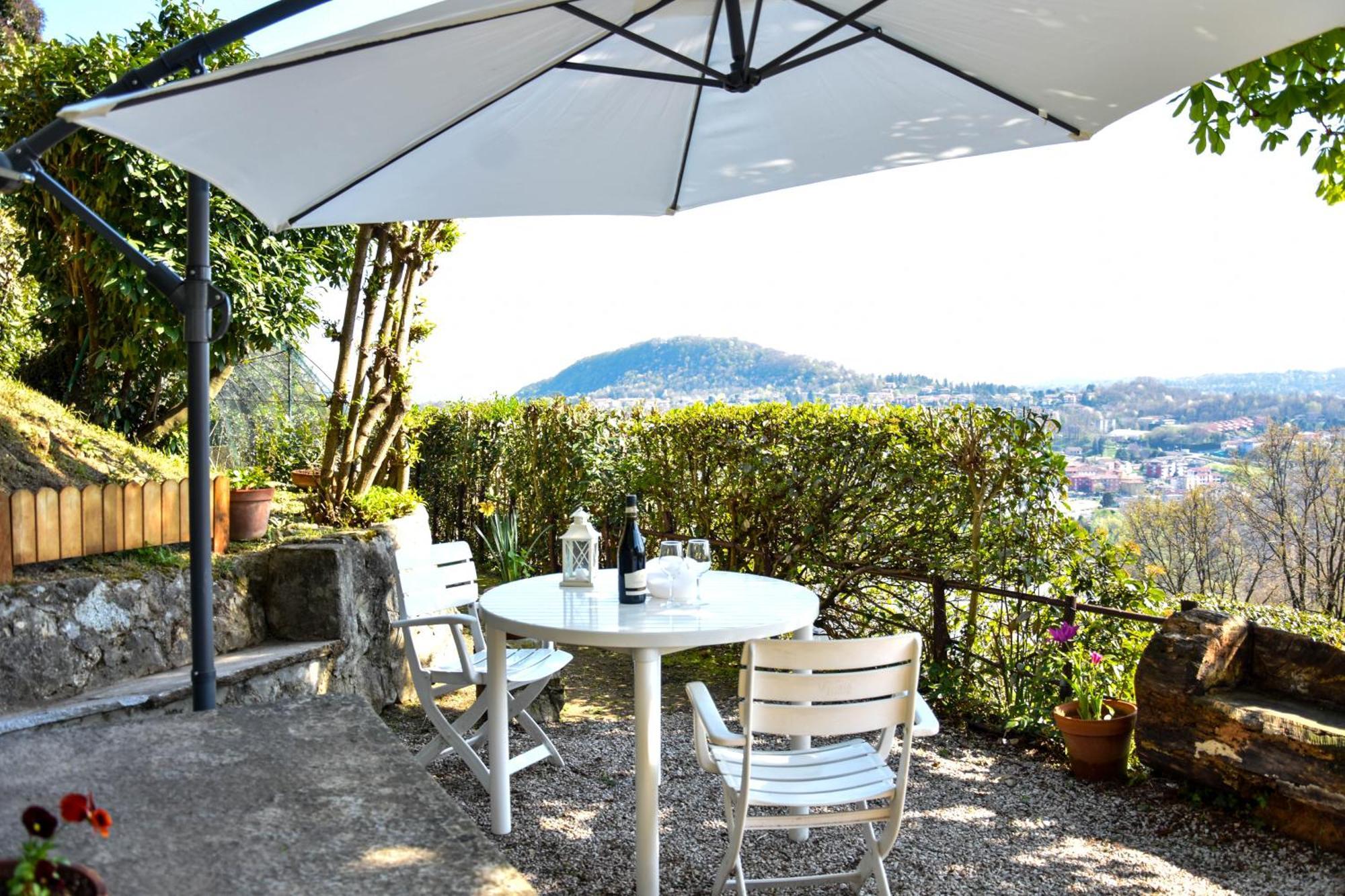 Villa Antonella, App. Vittoria Tavernerio Экстерьер фото