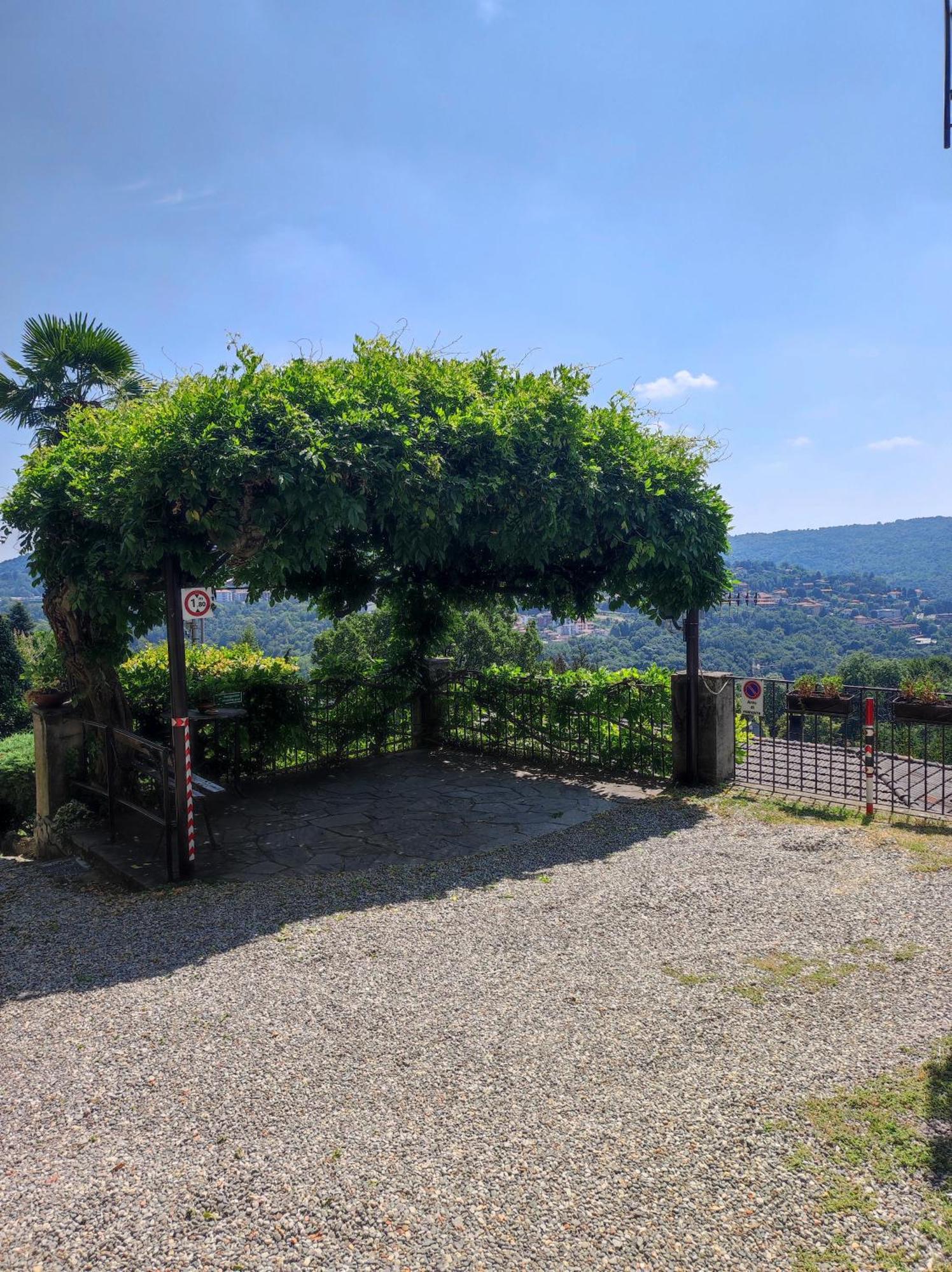 Villa Antonella, App. Vittoria Tavernerio Экстерьер фото